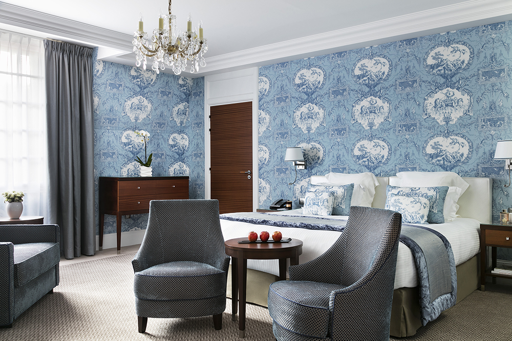 Neptune Toile walls and pillows Hotel Normand Deauville Charles Burger Instagram 02