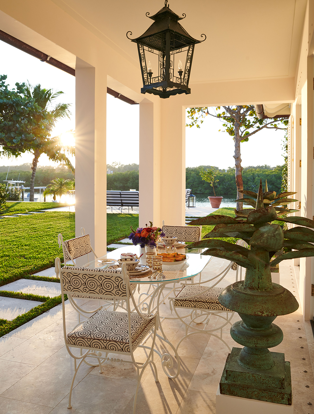 Home Couture Meditation Chairs Charlotte Barnes Interior Design Max Kim Bee Photography